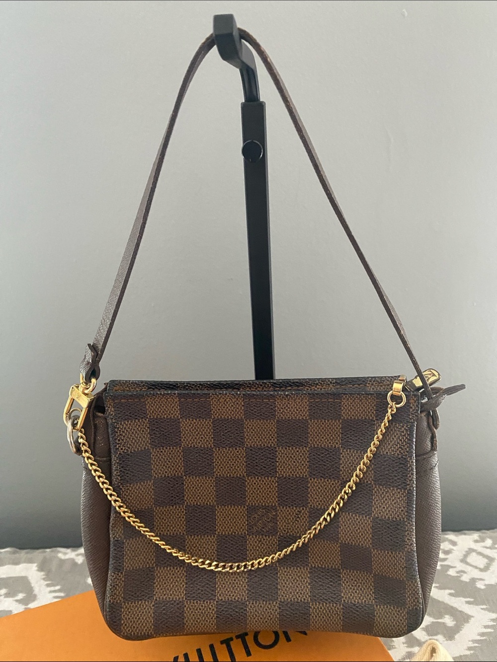 Louis Vuitton Damier Ebene Trousse Pochette w/Authentic Strap & Chain w/COA - Picture 3 of 14